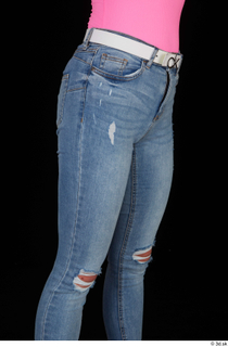 Vinna Reed blue jeans casual dressed thigh white belt 0008.jpg